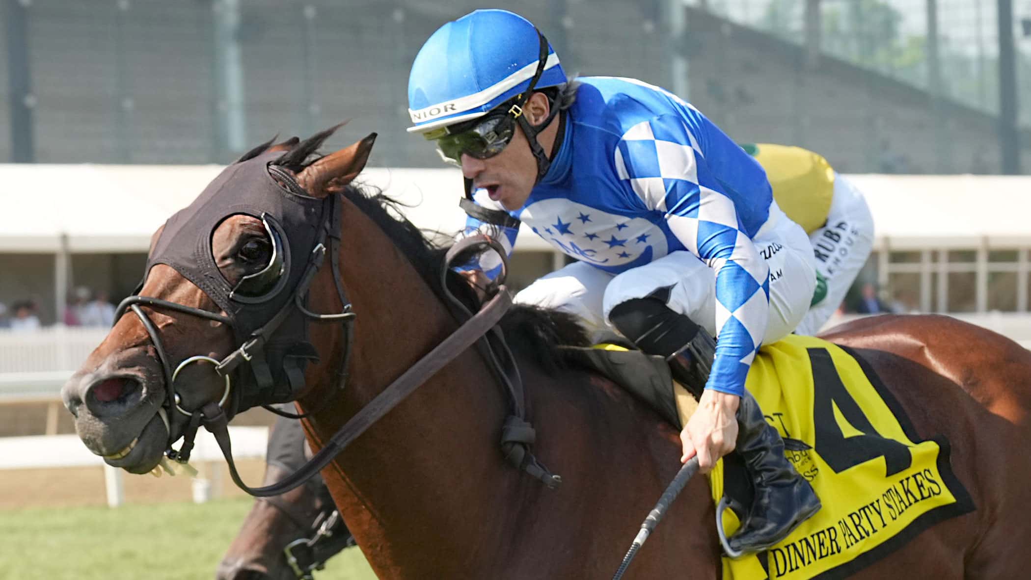 Fort Washington Defends Title in $250,000 Dinner Party (G3)
