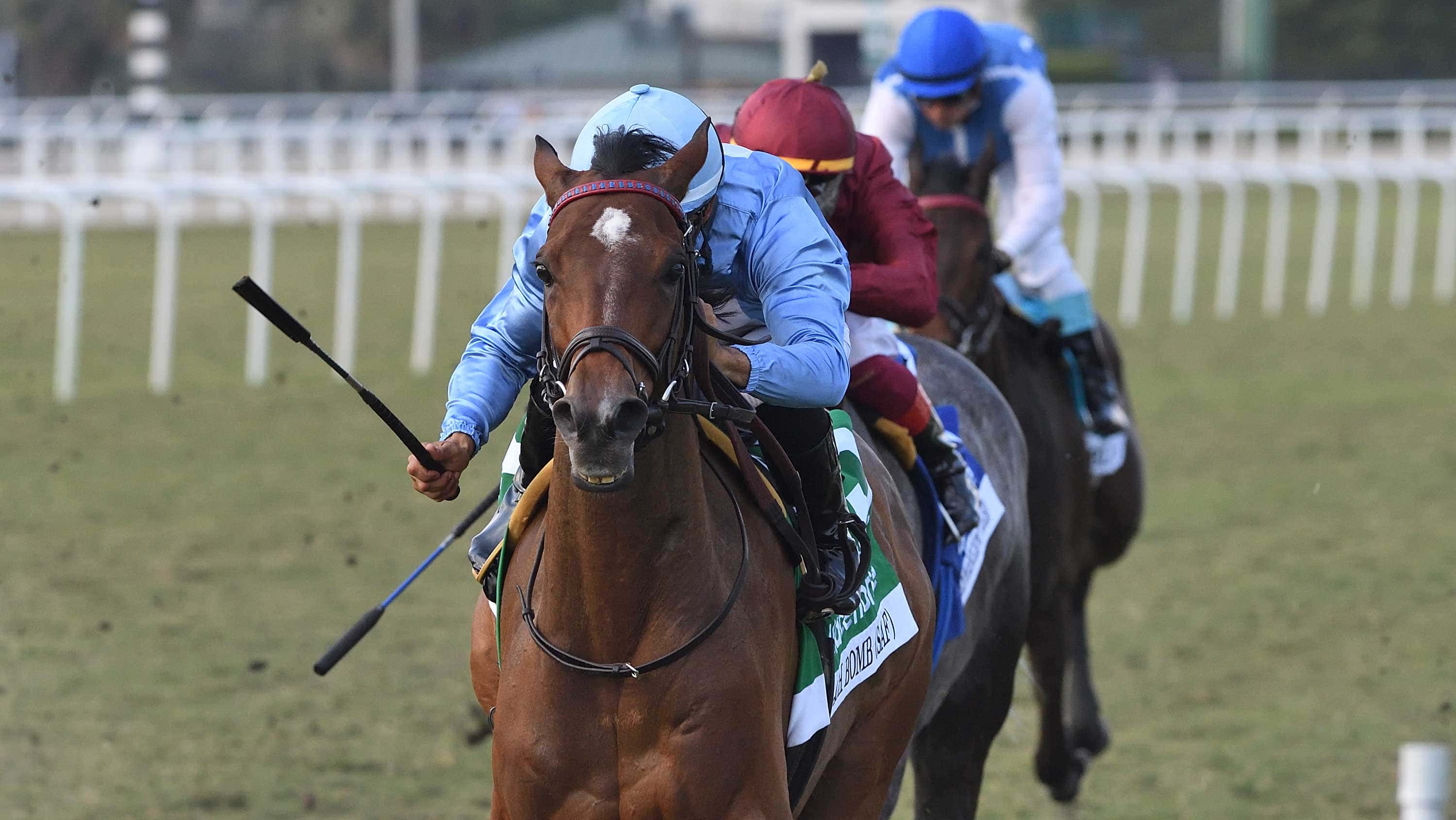 Beach Bomb Breaks Through in $165,000 The Very One (G3)